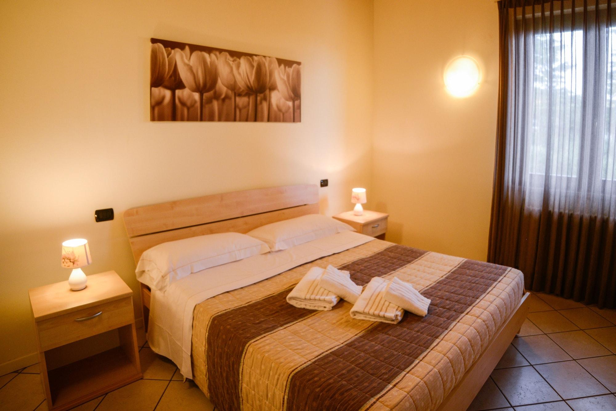 AHG Donna Silvia Hotel Wellness&SPA Manerba del Garda Exterior foto