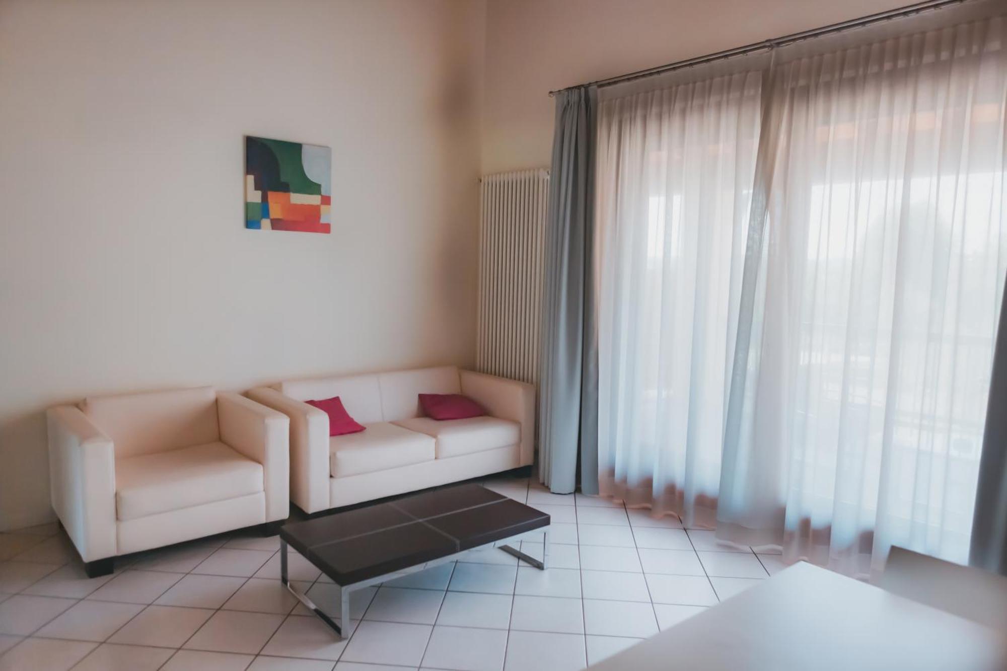 AHG Donna Silvia Hotel Wellness&SPA Manerba del Garda Exterior foto